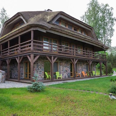 Dzeni Guest House Amatciems Ngoại thất bức ảnh