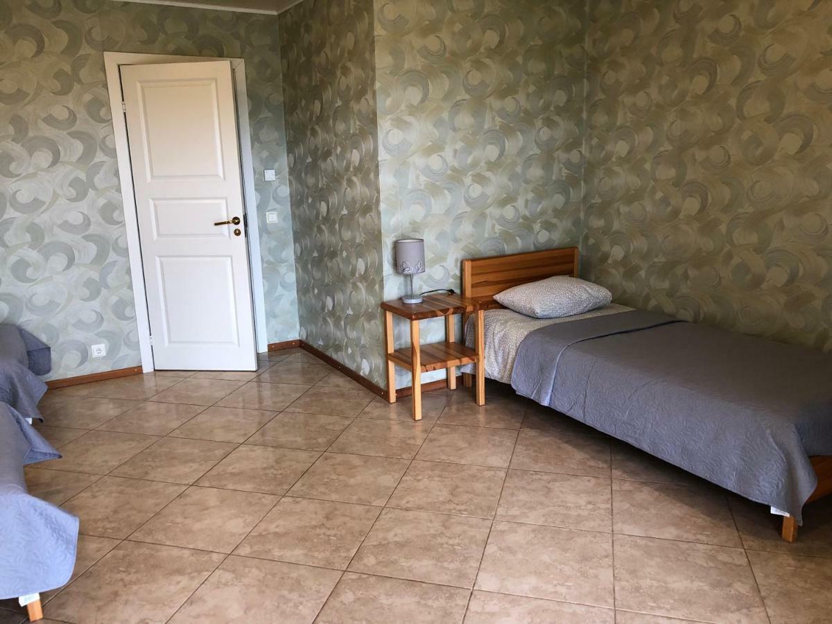 Dzeni Guest House Amatciems Ngoại thất bức ảnh