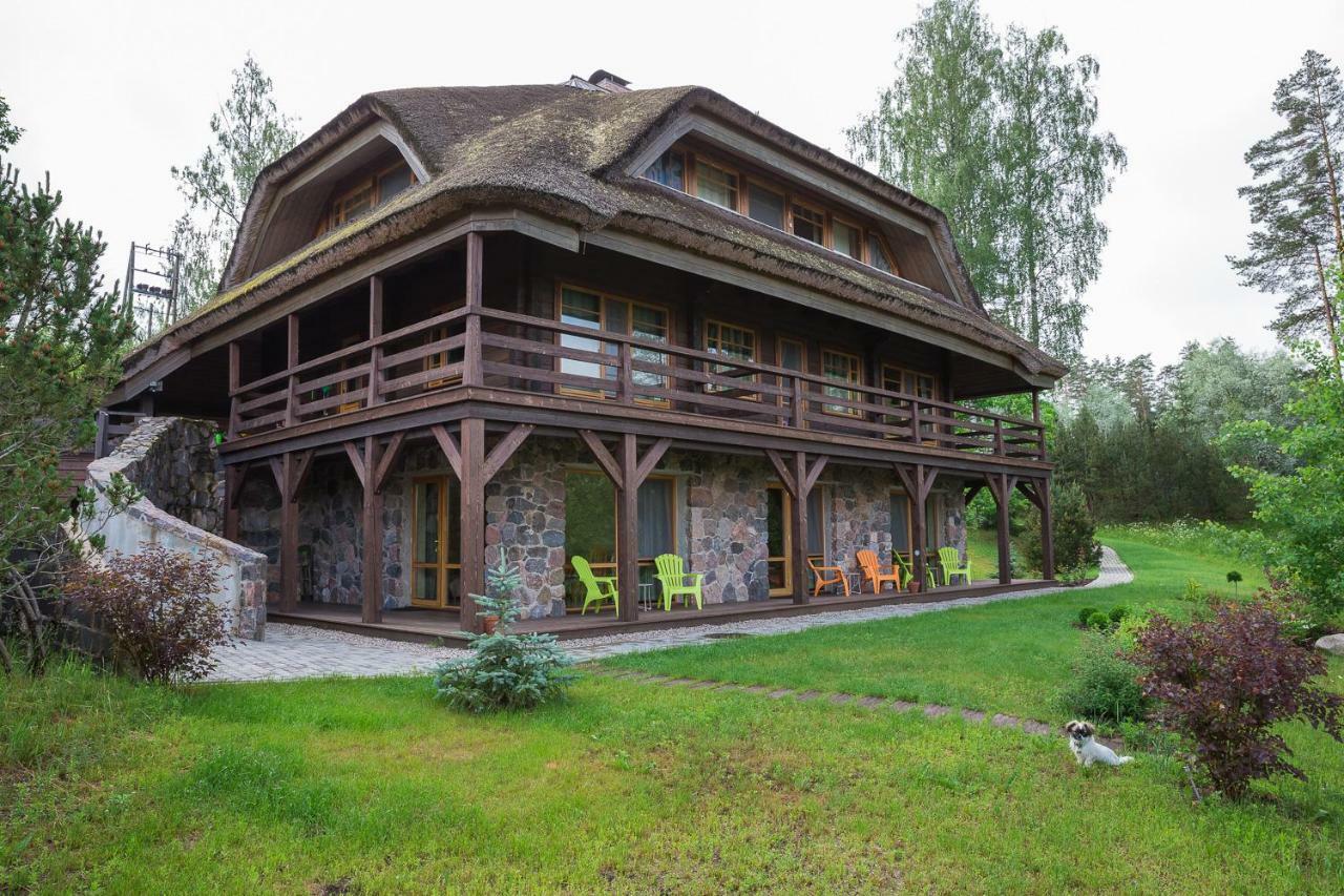 Dzeni Guest House Amatciems Ngoại thất bức ảnh